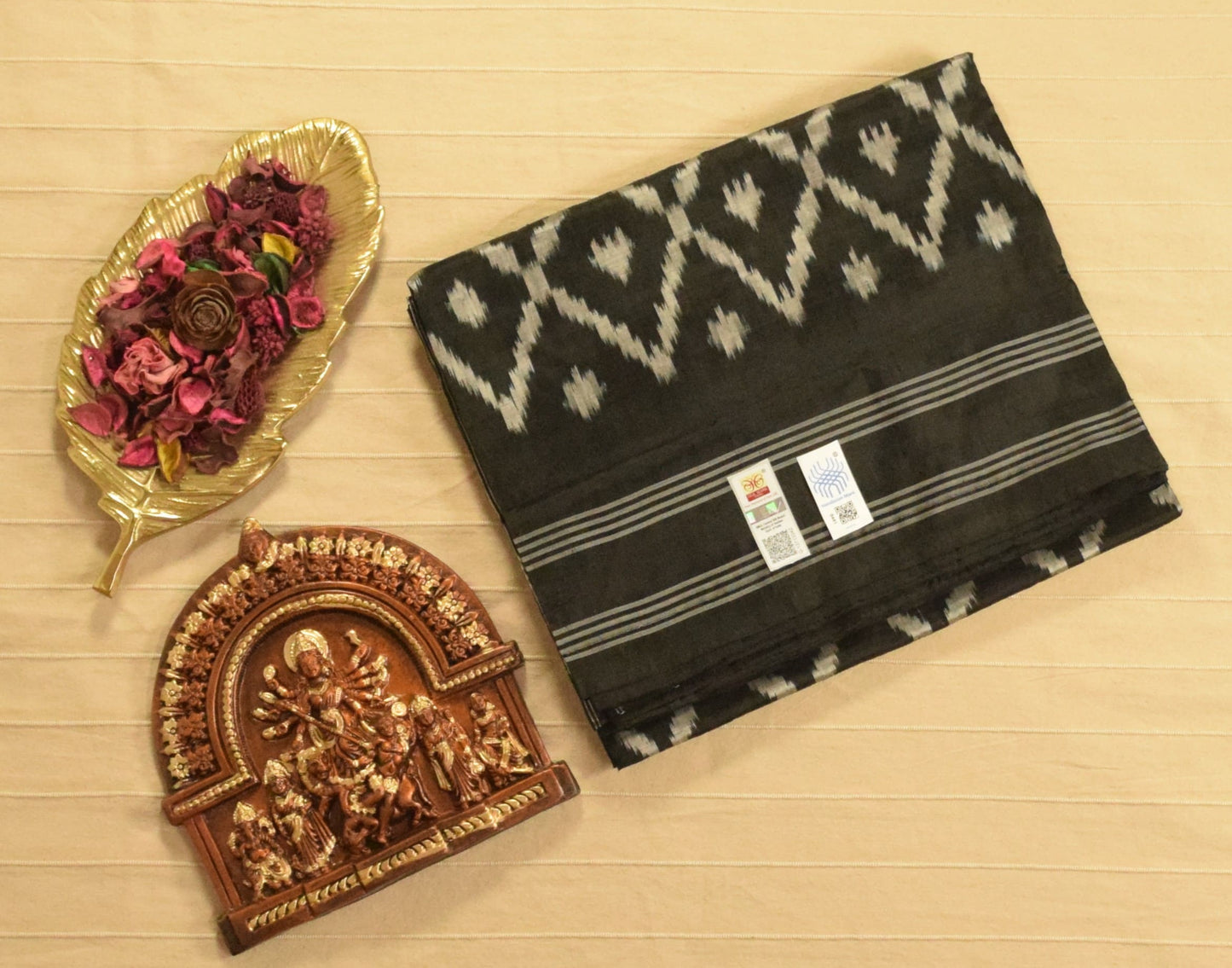Jet Black Pure Handloom Pochampally Ikat Silk Saree