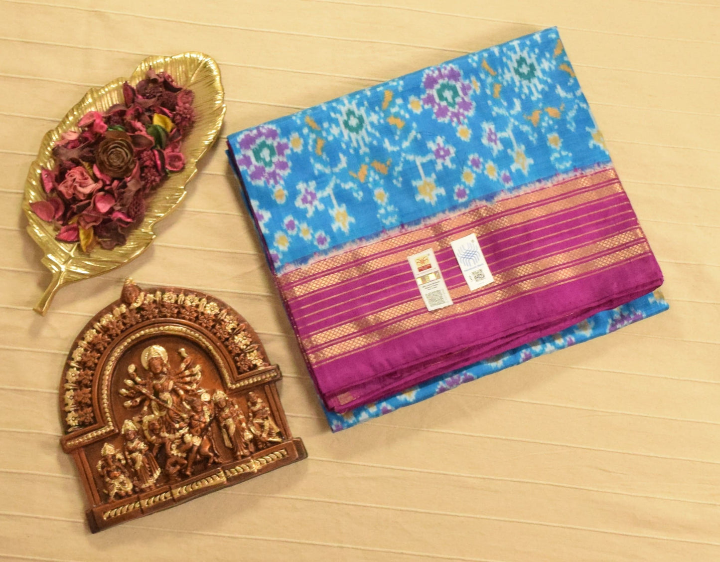 Sky Blue & Magenta Pink Pure Handloom Pochampally Ikat Silk Saree