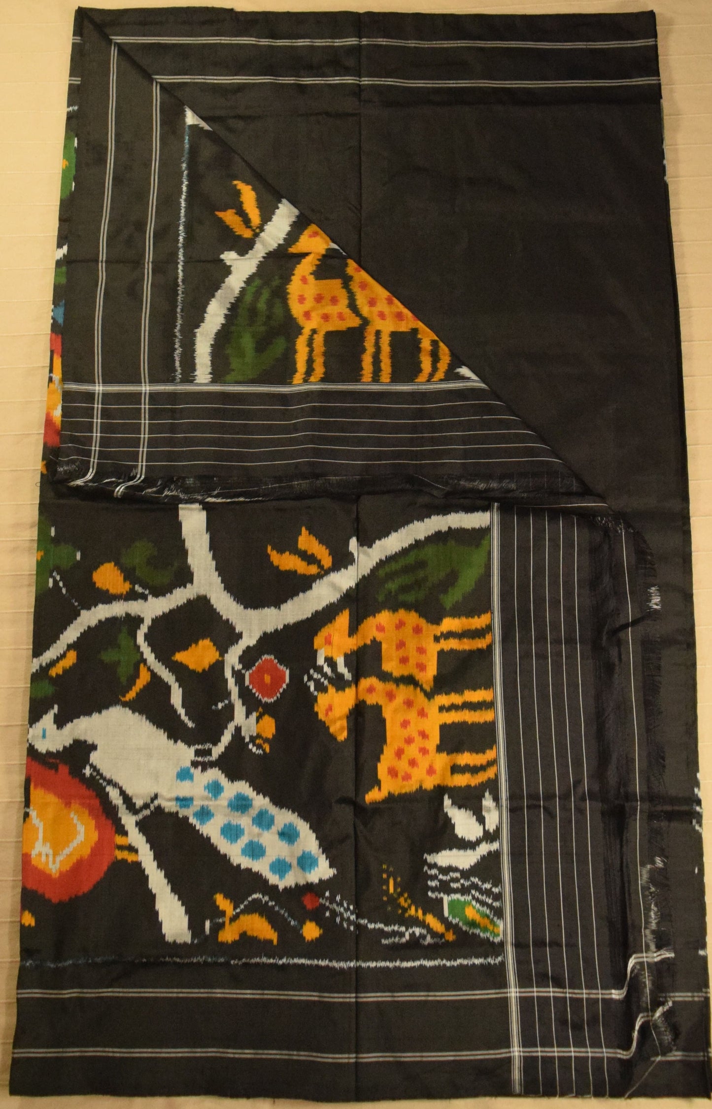 Classic Jet Black Pure Handloom Pochampally Ikat Silk Saree