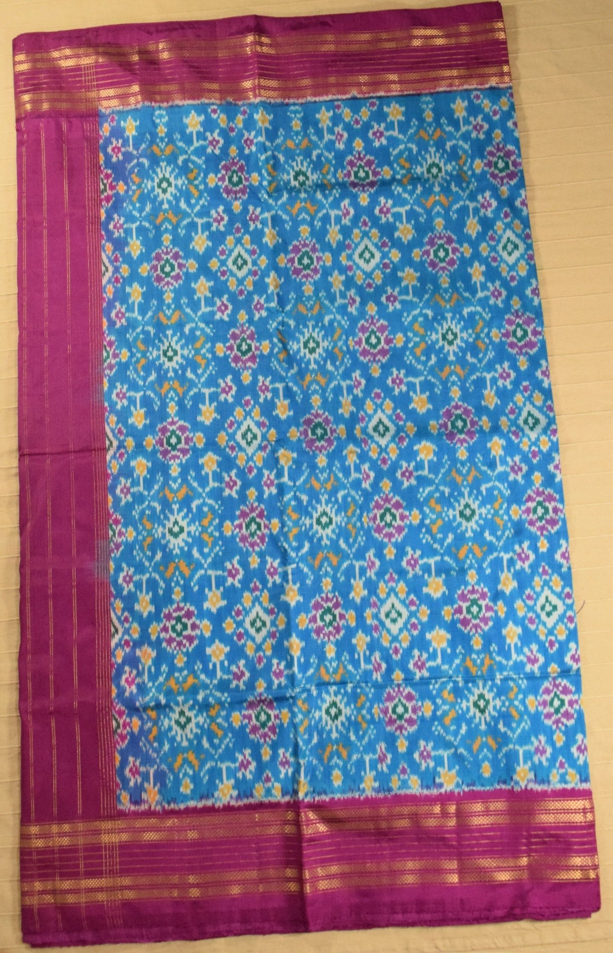 Sky Blue & Magenta Pink Pure Handloom Pochampally Ikat Silk Saree