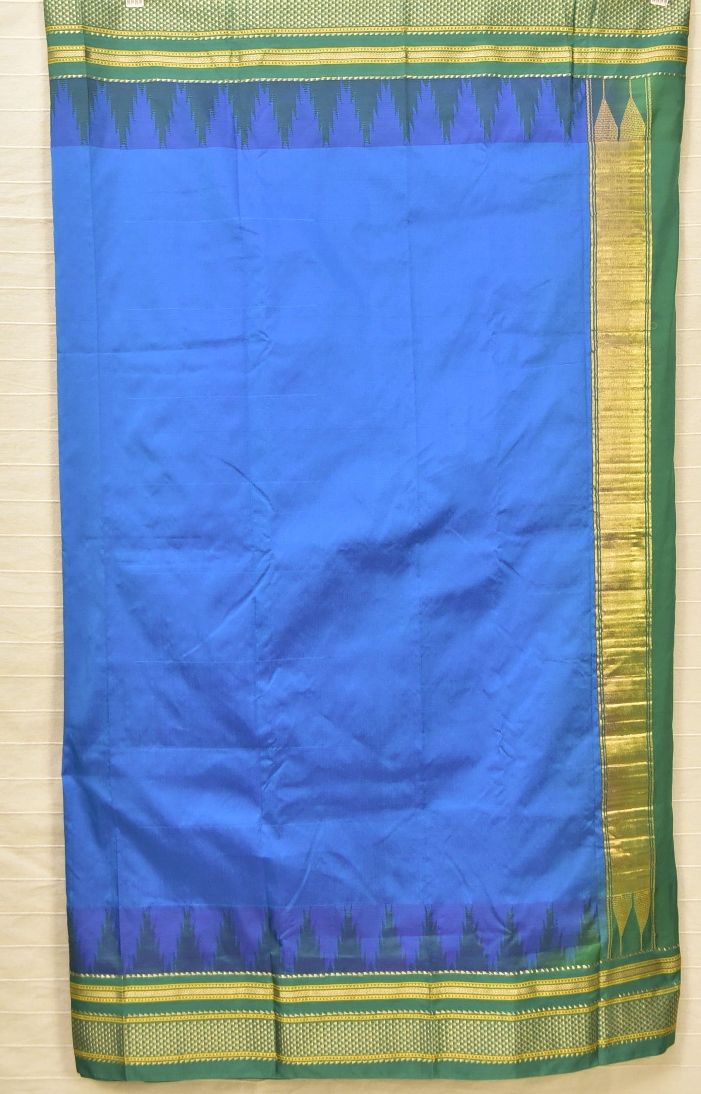 Vibrant Sky Blue & Forest Green Traditional Ilkal Silk-Cotton Saree
