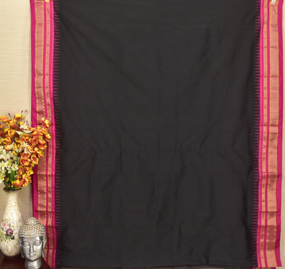Classic Black & Magenta Pink Traditional Ilkal Saree